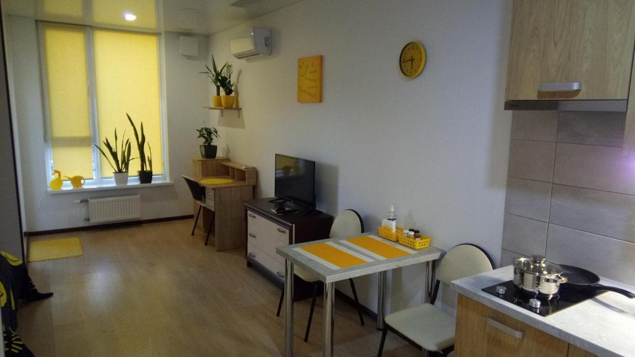 Positive Smile Studio Apartment In The Colorful Comfort Town Residental Complex. Kt-06. Київ Екстер'єр фото