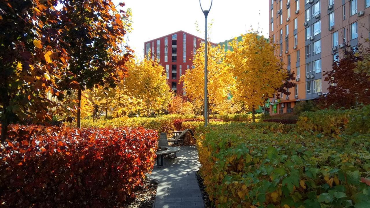 Positive Smile Studio Apartment In The Colorful Comfort Town Residental Complex. Kt-06. Київ Екстер'єр фото