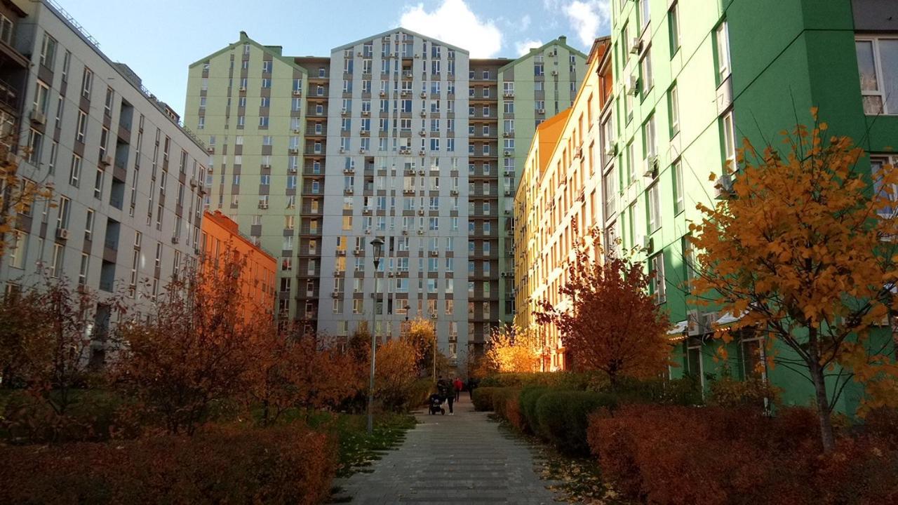 Positive Smile Studio Apartment In The Colorful Comfort Town Residental Complex. Kt-06. Київ Екстер'єр фото