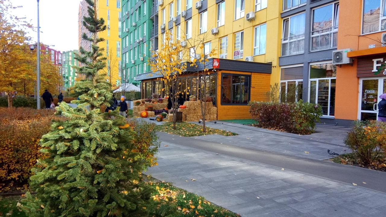 Positive Smile Studio Apartment In The Colorful Comfort Town Residental Complex. Kt-06. Київ Екстер'єр фото